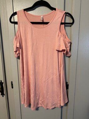 Acting Pro Peach Cold Shoulder Top